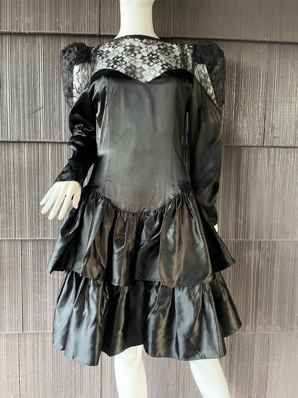 ๐ฅVintage 80s USA Black Gothic Prom Formal Dress Romantic Goth Ruffle Full Skirt